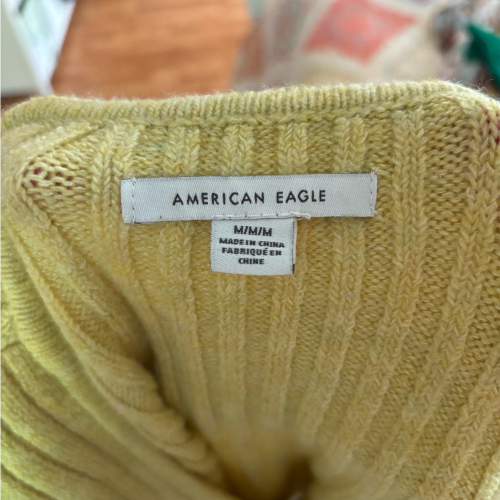 Cropped Cardigan - Picture 3 of 6